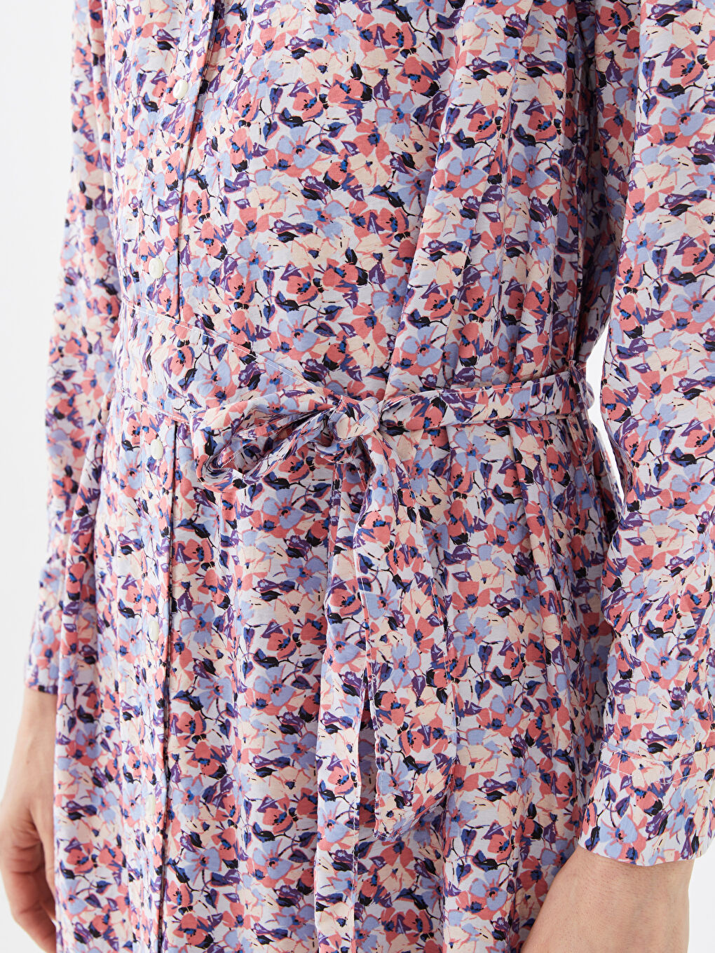 LCWAIKIKI Classic Floral Oversize Women's Shirt Dress -S3FS80Z8-F9C