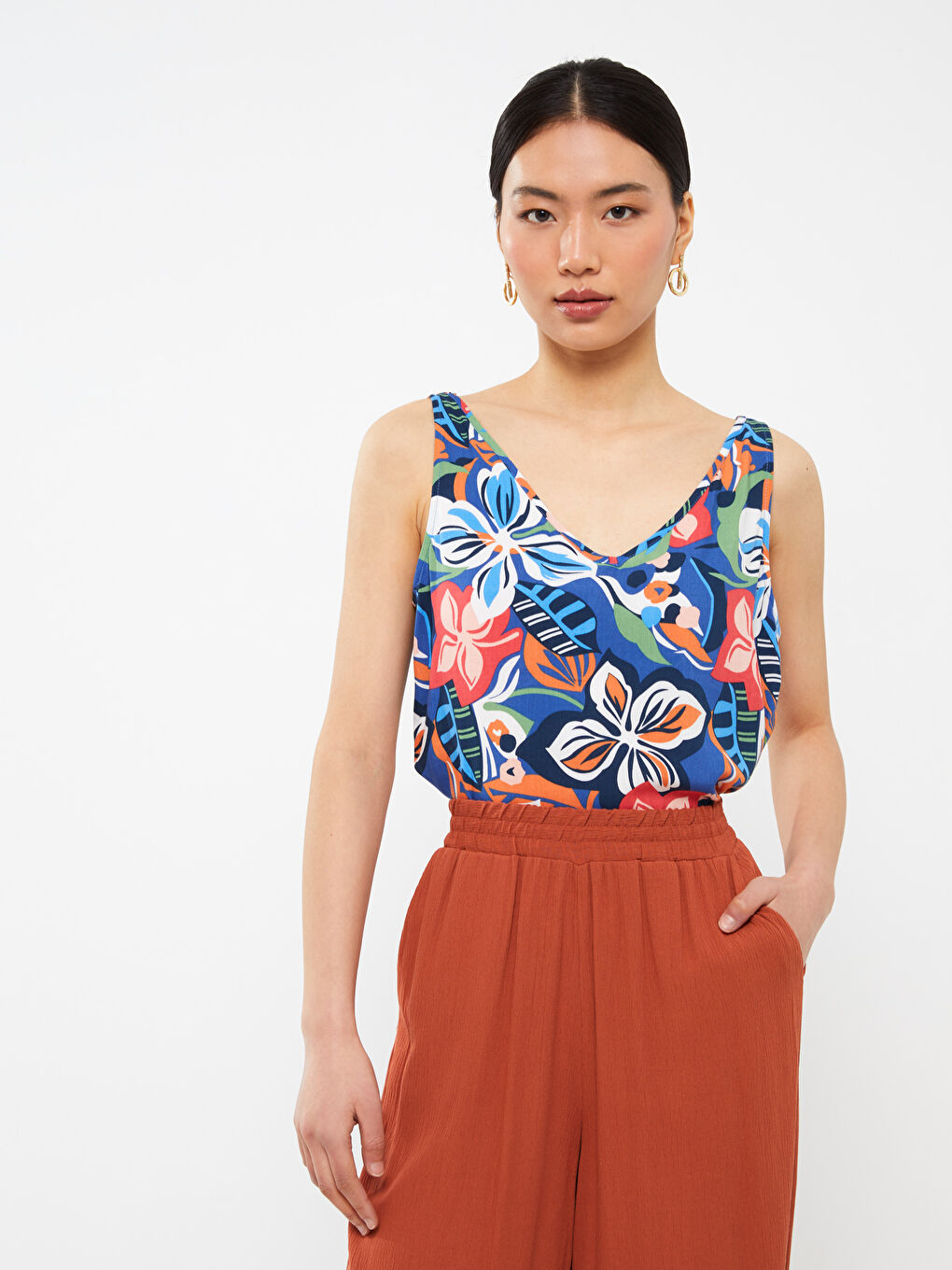 Karışık V Yaka Çiçekli Kadın Atlet