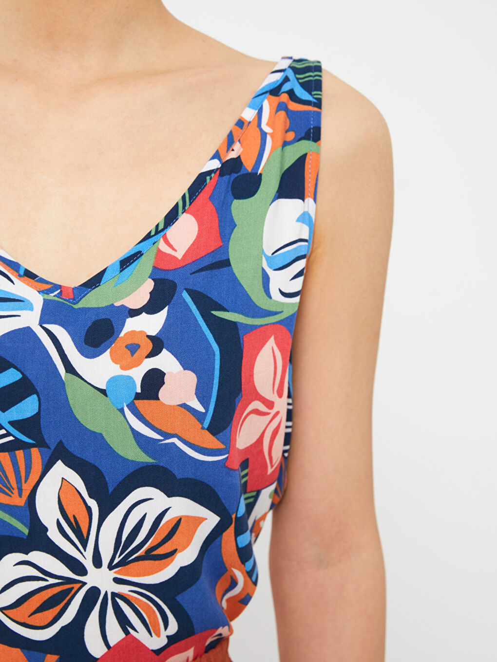 Karışık V Yaka Çiçekli Kadın Atlet-3