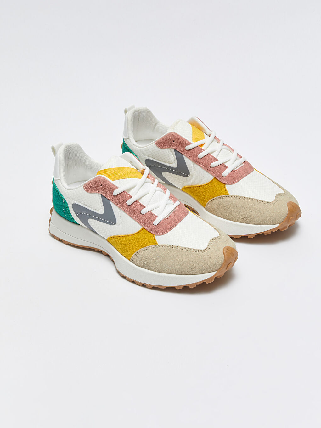 Karışık Renk Bloklu Bağcıklı Kadın Spor Ayakkabı