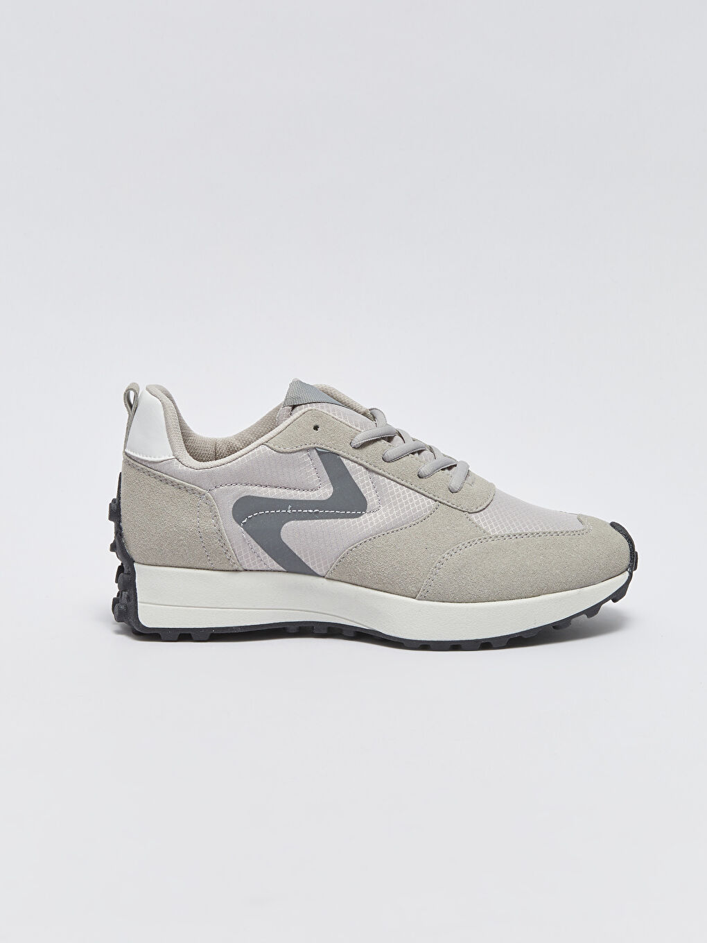 Gri Renk Bloklu Bağcıklı Kadın Spor Ayakkabı-1