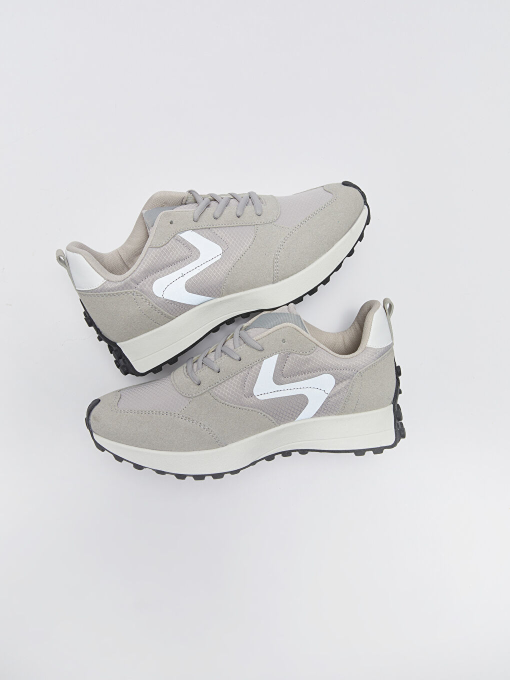 Gri Renk Bloklu Bağcıklı Kadın Spor Ayakkabı-5