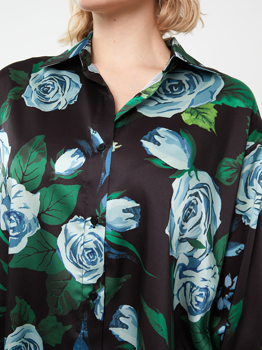 Siyah Çiçekli Uzun Kollu Oversize Saten Kadın Gömlek-3