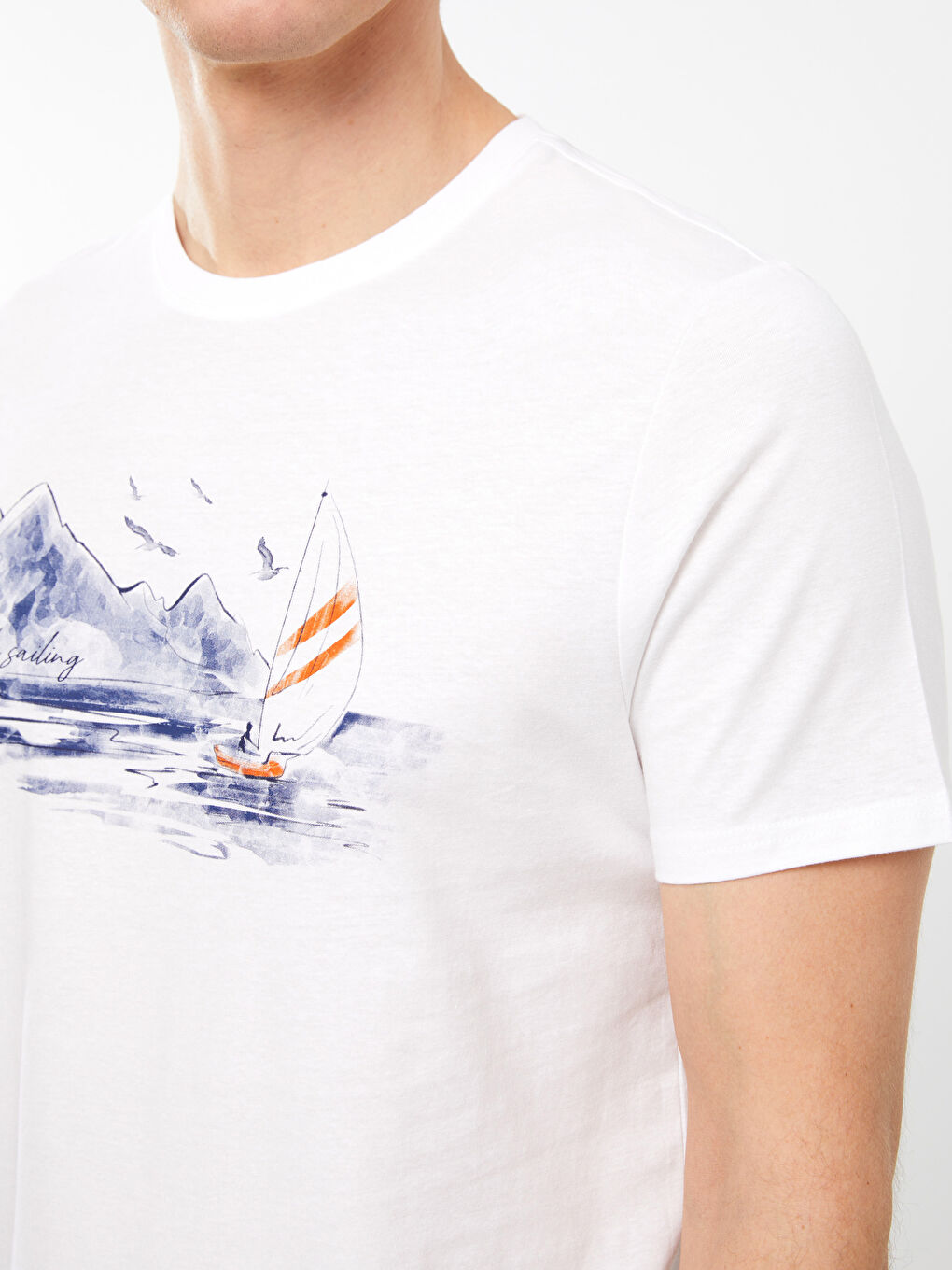 Beyaz Bisiklet Yaka Kısa Kollu Baskılı Penye Erkek Tişört-5