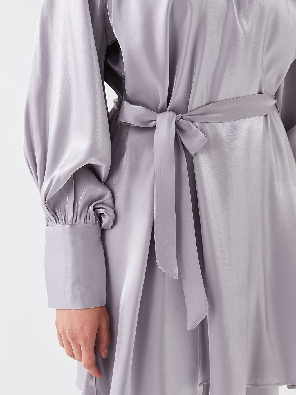 Gri Dik Yaka Düz Uzun Kollu Saten Kadın Tunik-3
