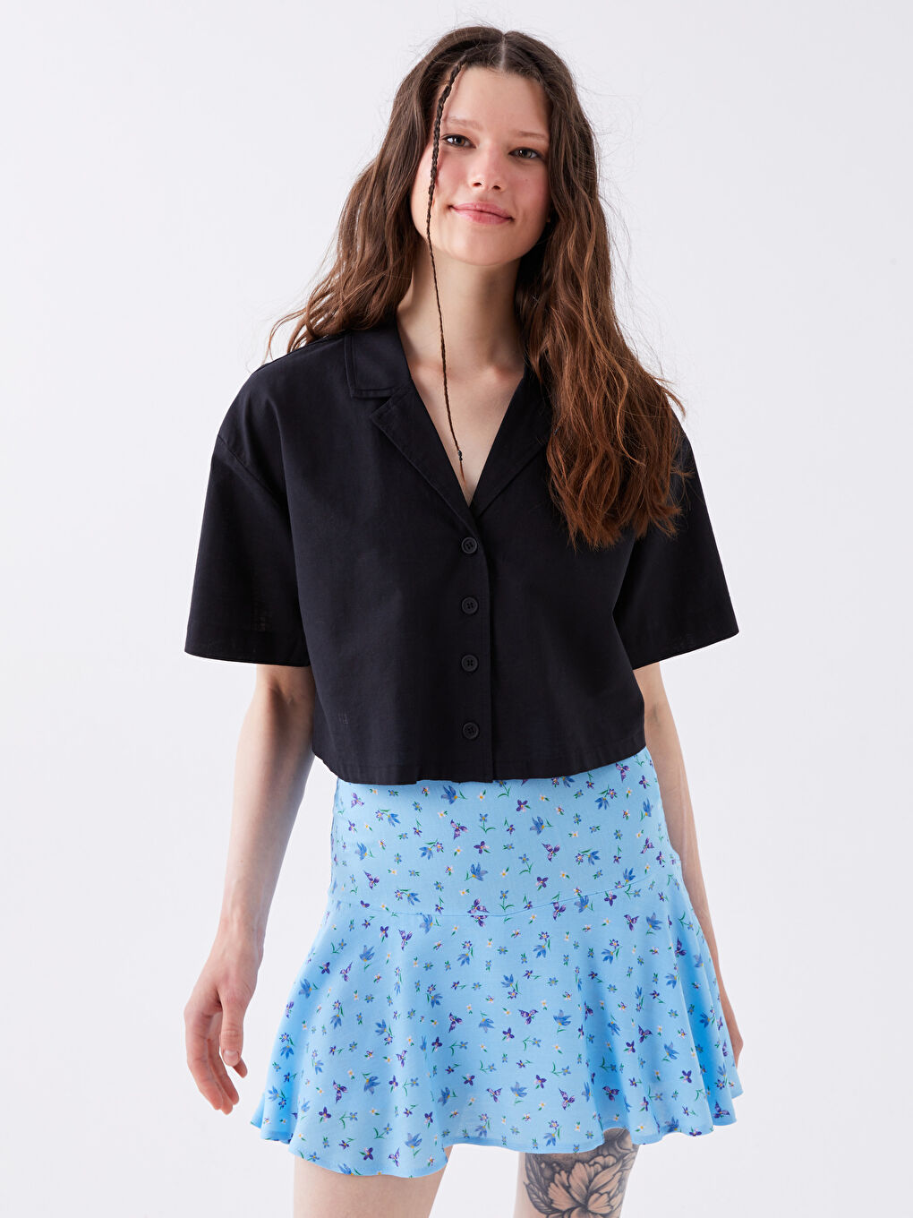 Однотонная Укороченная Льняная Рубашка с Короткими Рукавами Женская-2