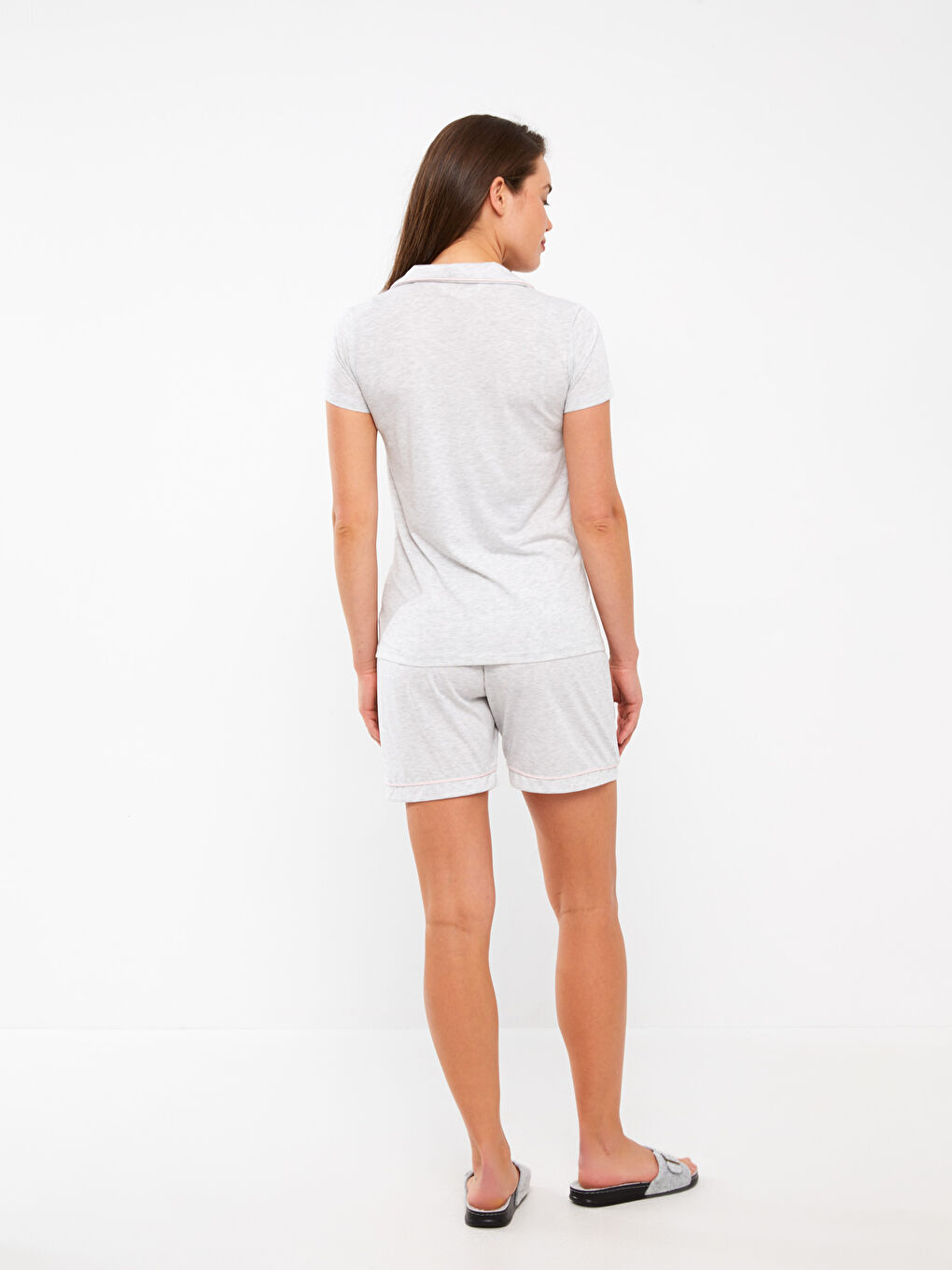 Ensemble Pyjama Court Maternité à Col de Chemise Uni à Manches Courtes et Short-3