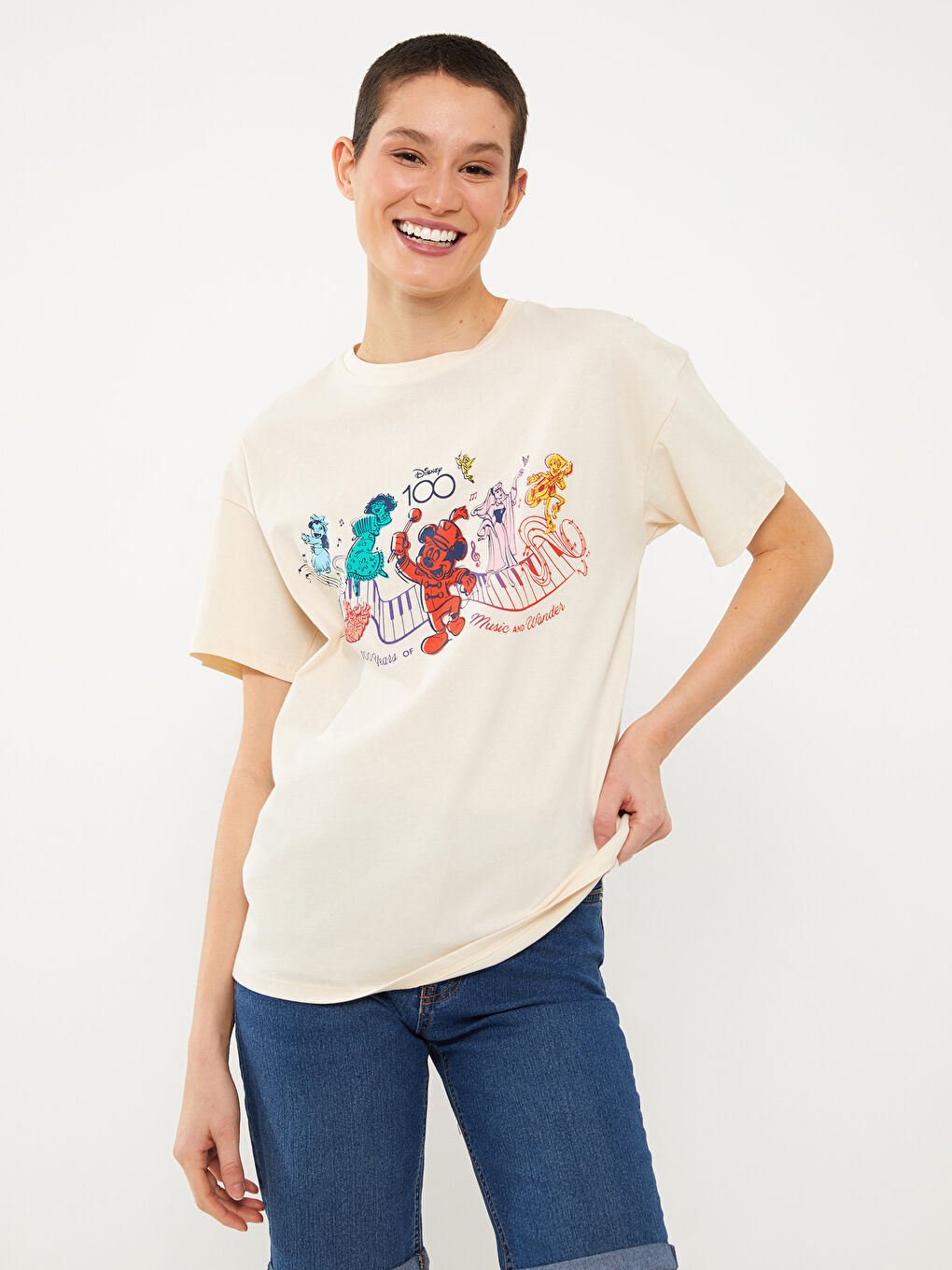 მრგვალი საყელო მიკი მაუსის ნაბეჭდი მოკლე სახელო ქალებისთვის მაისური-1