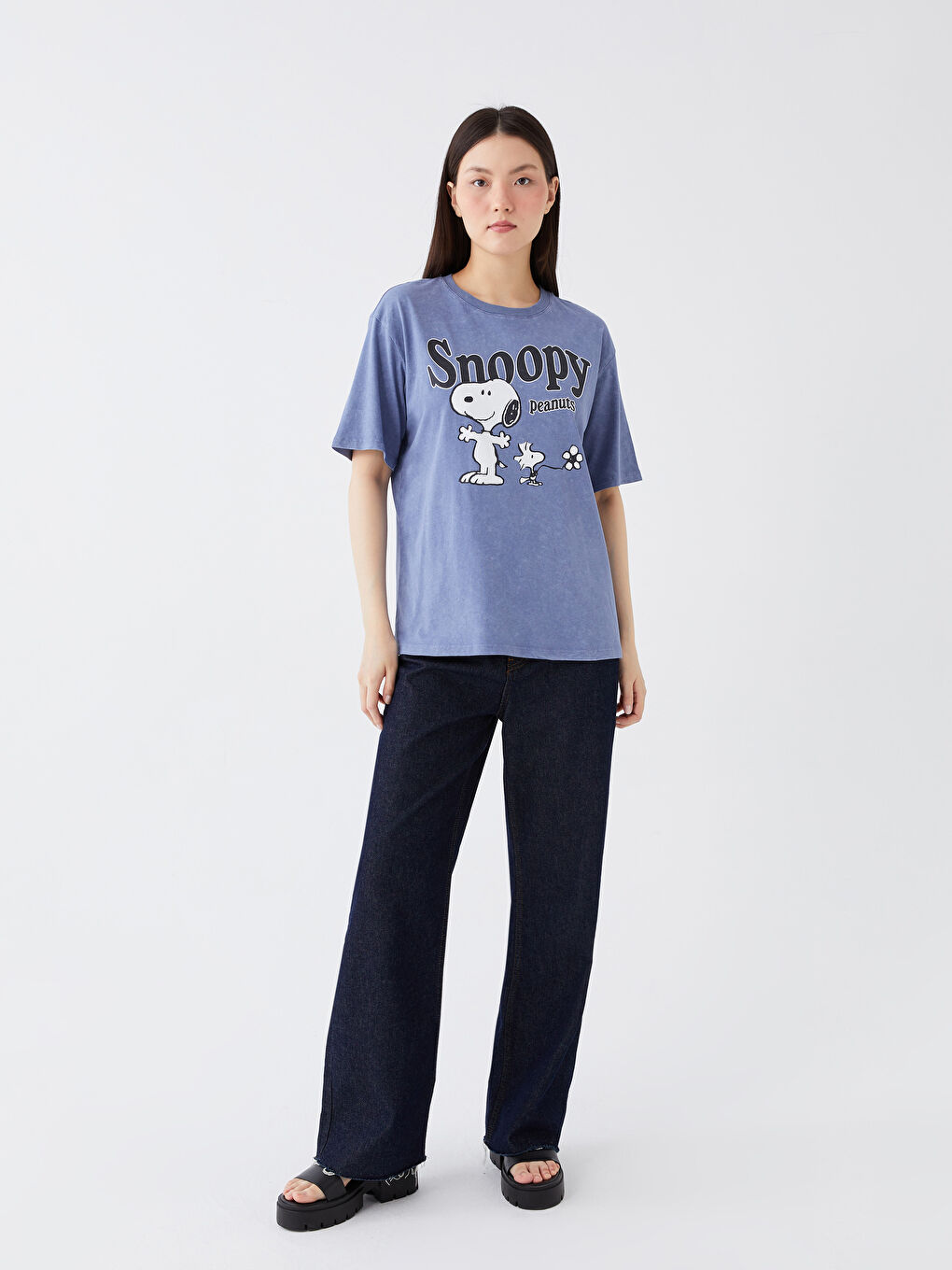 LCW Vision T-shirt Oversize à Manches Courtes Imprimé Snoopy pour Femmes avec Col Rond -S3FU79Z8-466