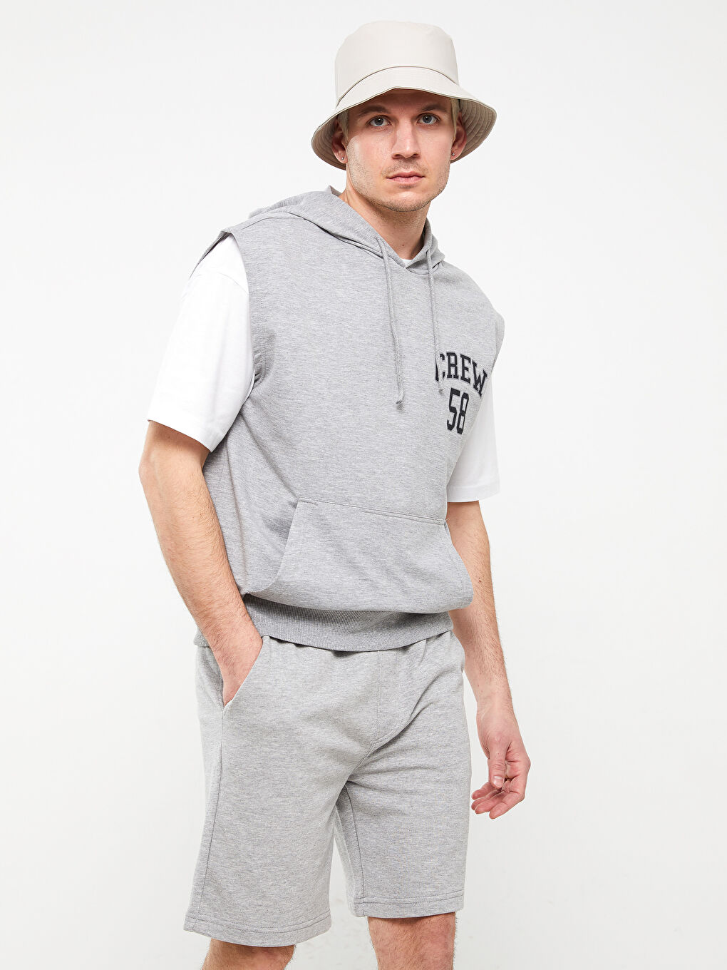 Gri Standart Kalıp Erkek Şort-1