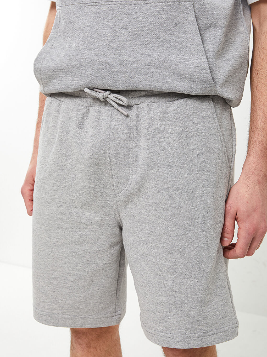 Gri Standart Kalıp Erkek Şort-2