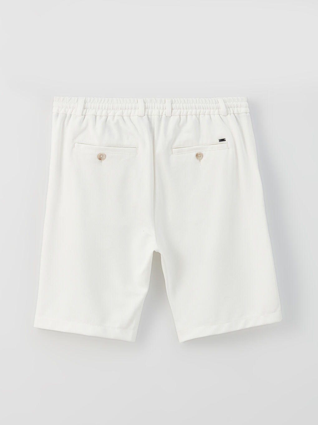 Beyaz Slim Fit Armürlü Erkek Şort-6