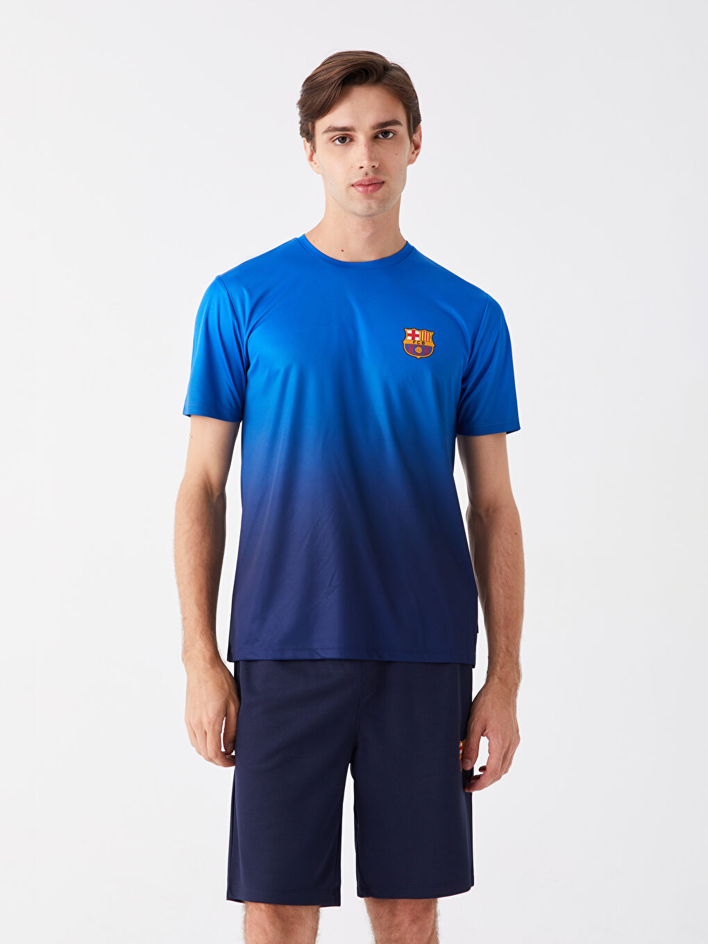 Mavi Bisiklet Yaka Kısa Kollu Barcelona Baskılı Erkek Tişört