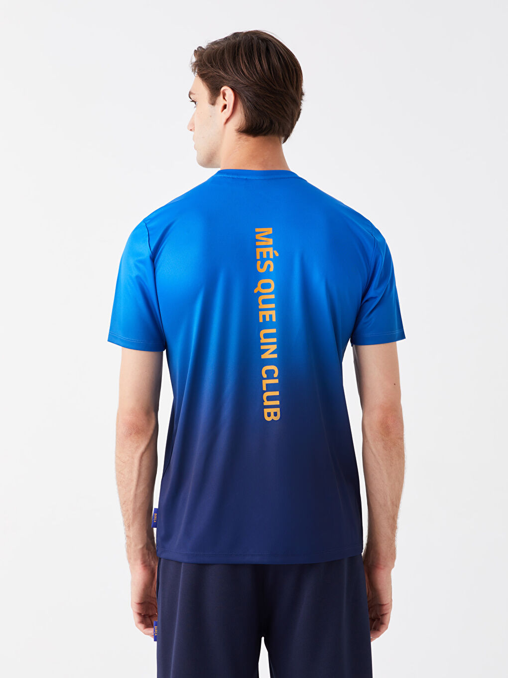 Mavi Bisiklet Yaka Kısa Kollu Barcelona Baskılı Erkek Tişört-4