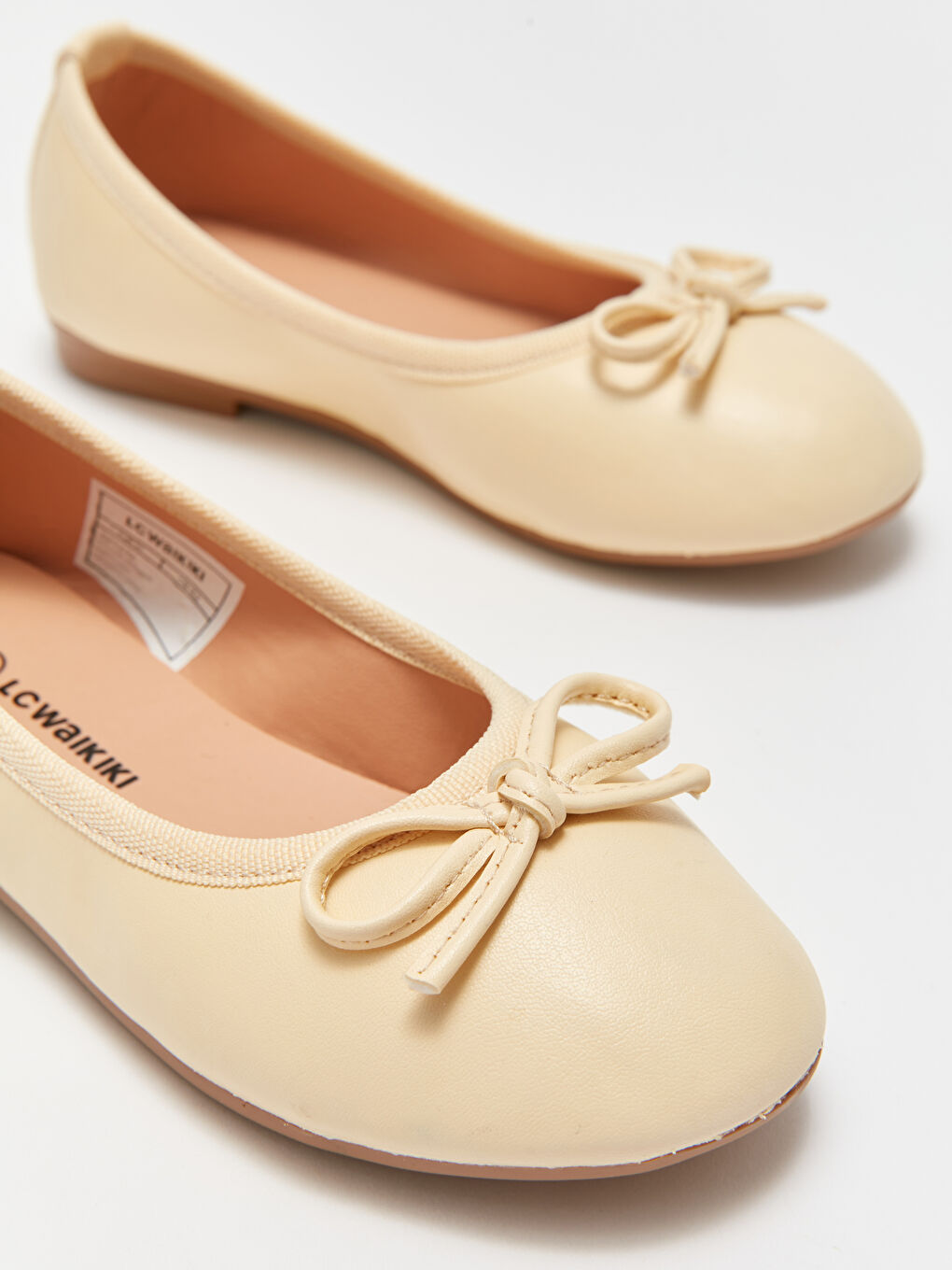 Sarı Fiyonk Detaylı Kız Çocuk Babet-2