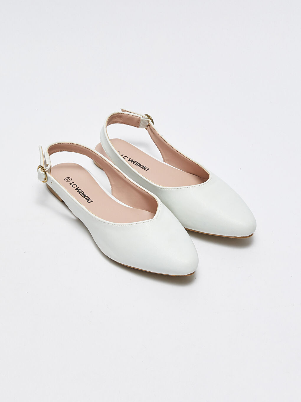 Beyaz Deri Görünümlü Kadın Babet