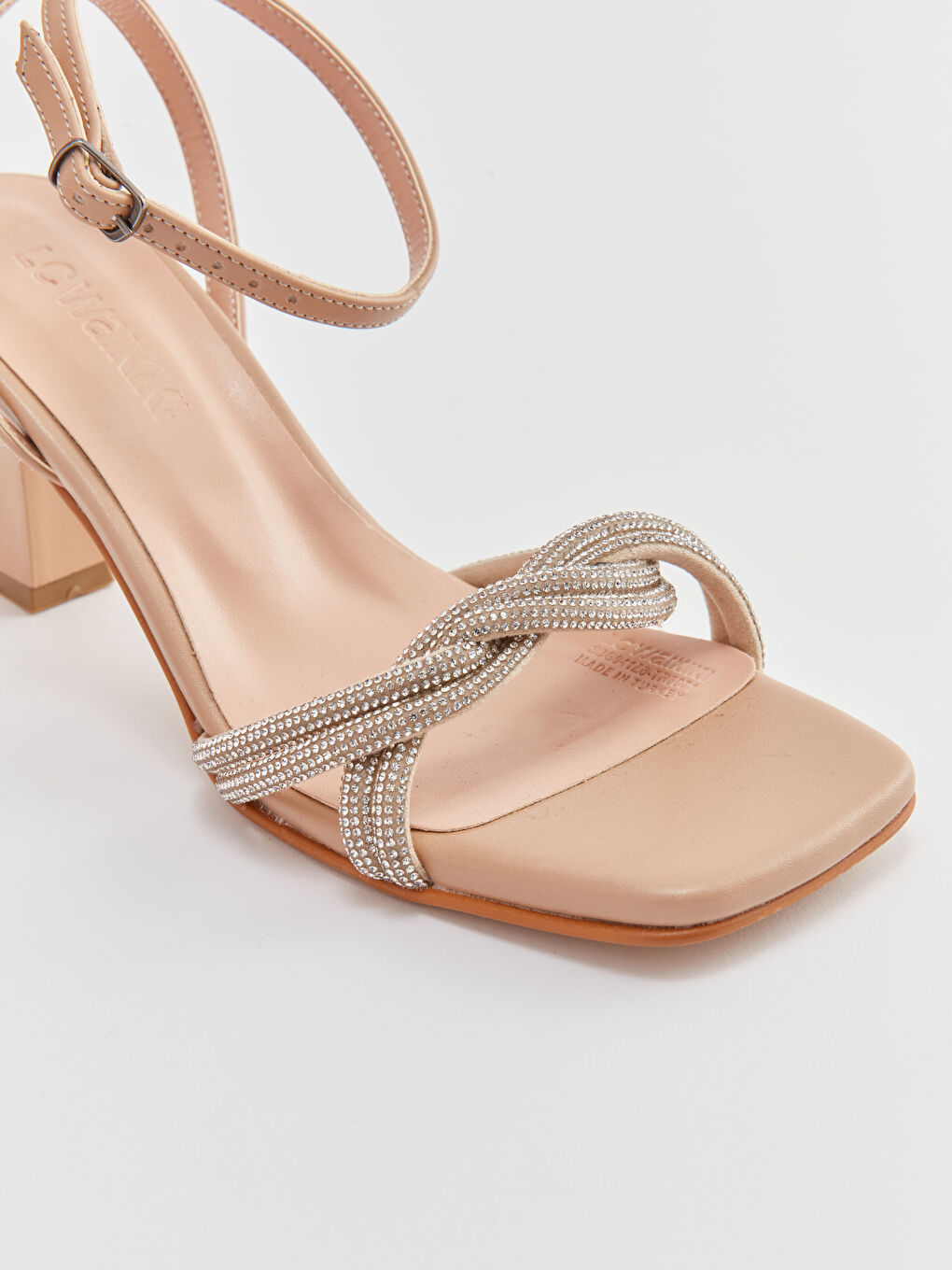 Talons Hauts Pour Femmes À Brides Croisées Et Détails En Pierre-5