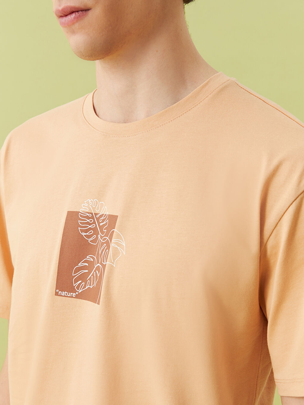 Kahverengi Bisiklet Yaka Kısa Kollu Baskılı Penye Erkek Tişört-6