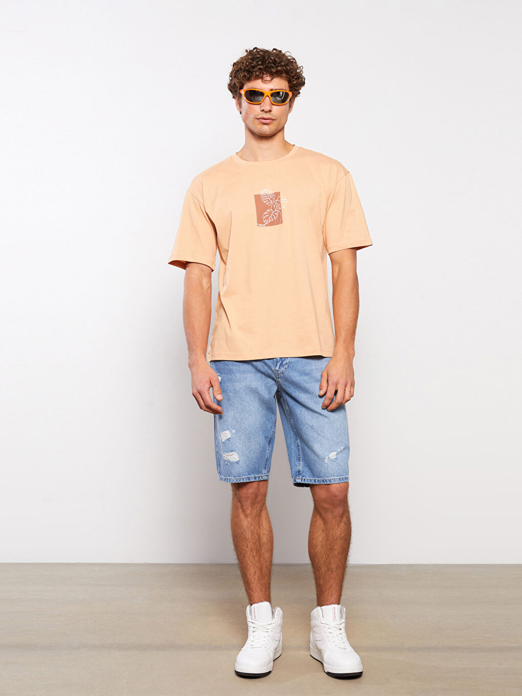 Kahverengi Bisiklet Yaka Kısa Kollu Baskılı Penye Erkek Tişört-3