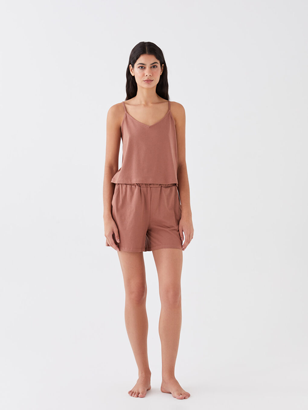 Kahverengi V Yaka Düz Askılı Kadın Şortlu Pijama Takımı-2