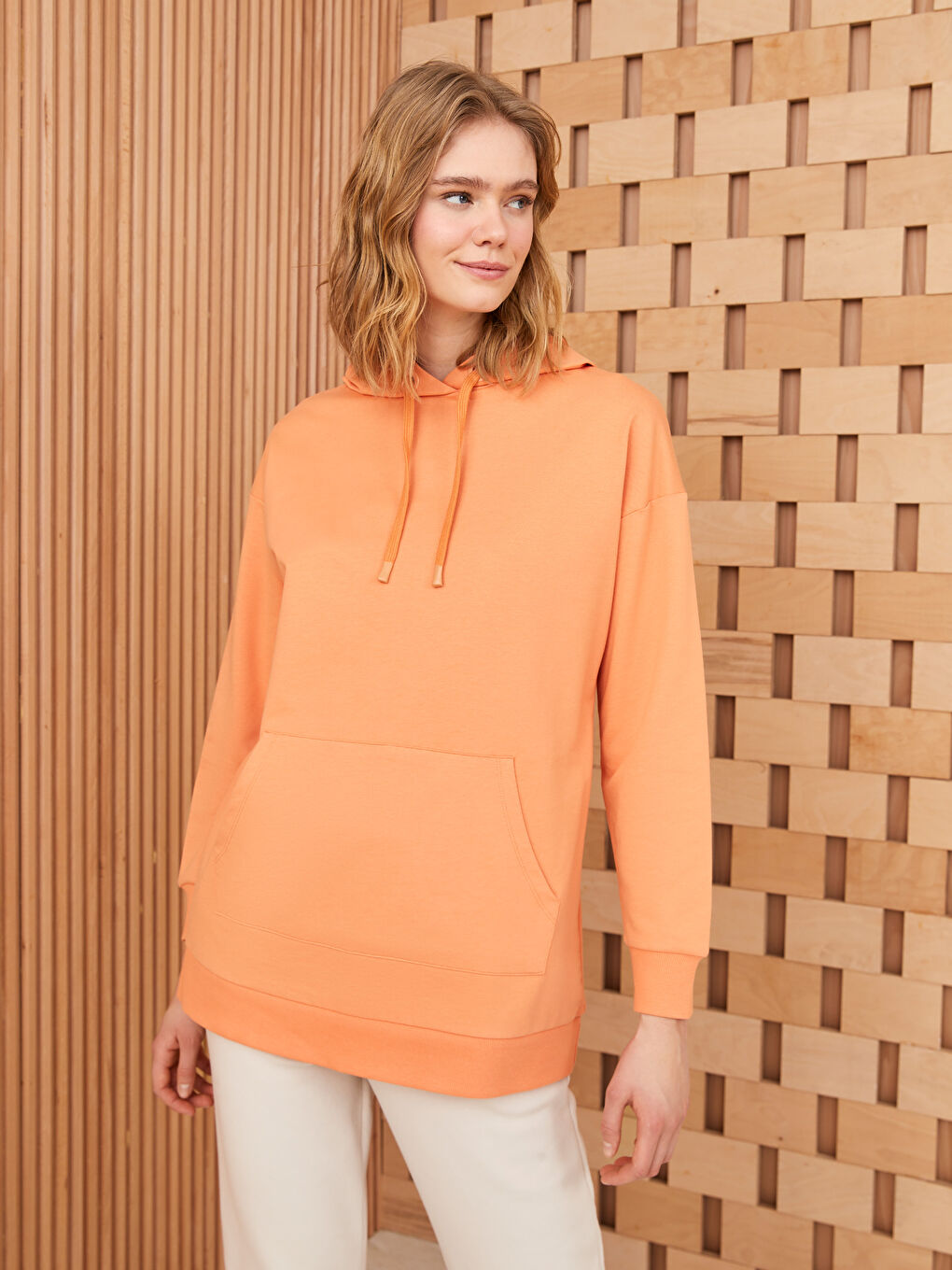 Turuncu Kapüşonlu Düz Uzun Kollu Kadın Sweatshirt Tunik-1