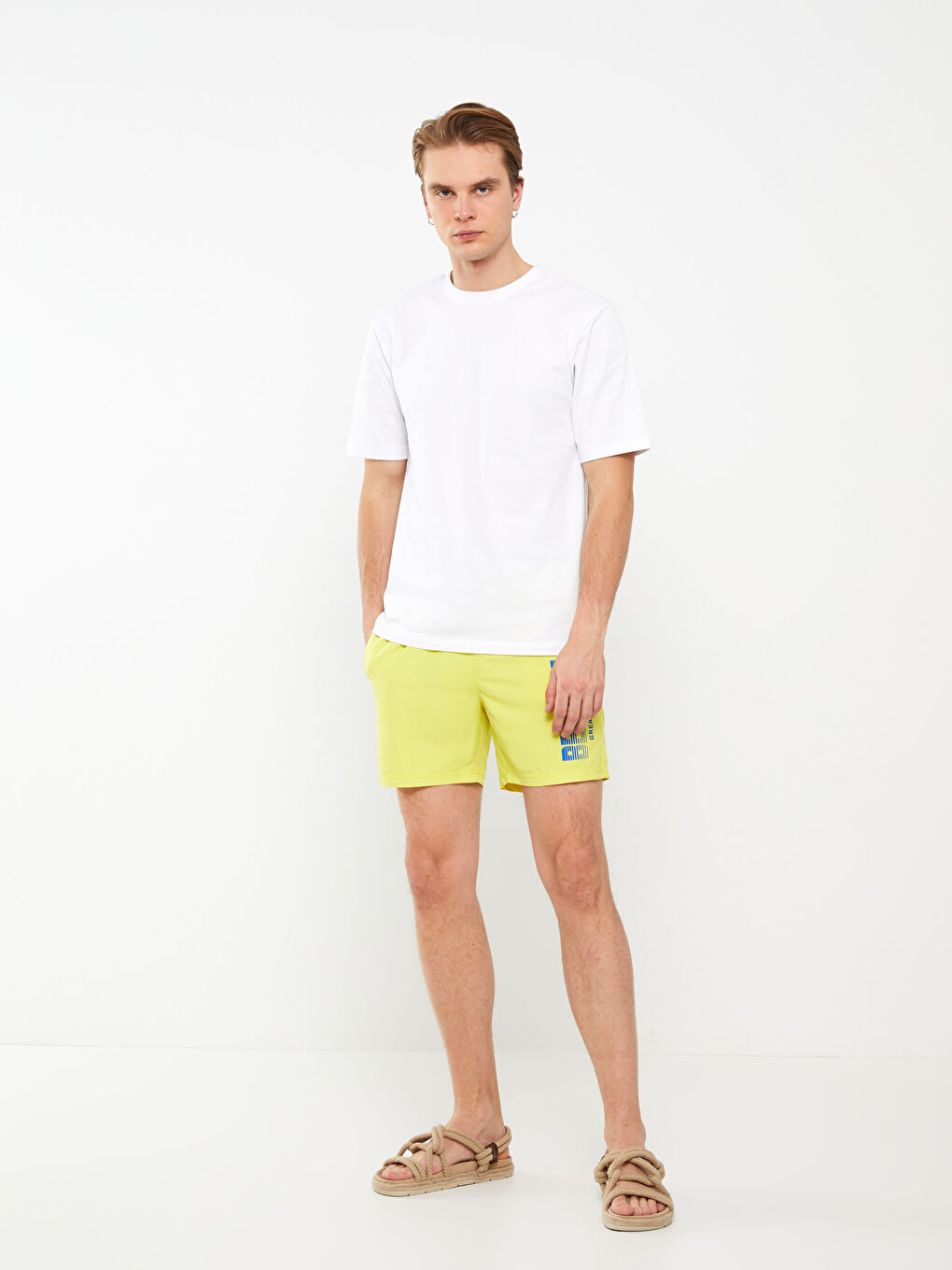 Yeşil Kısa Boy Baskılı Erkek Deniz Şortu-1