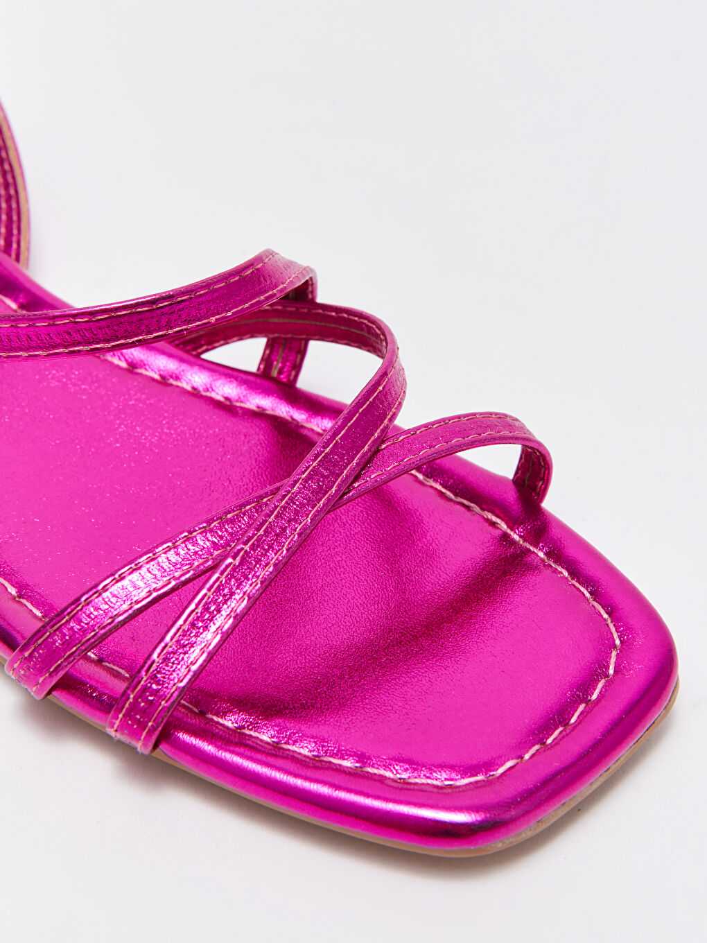 Fuşya Çapraz Bantlı Kadın Sandalet-2