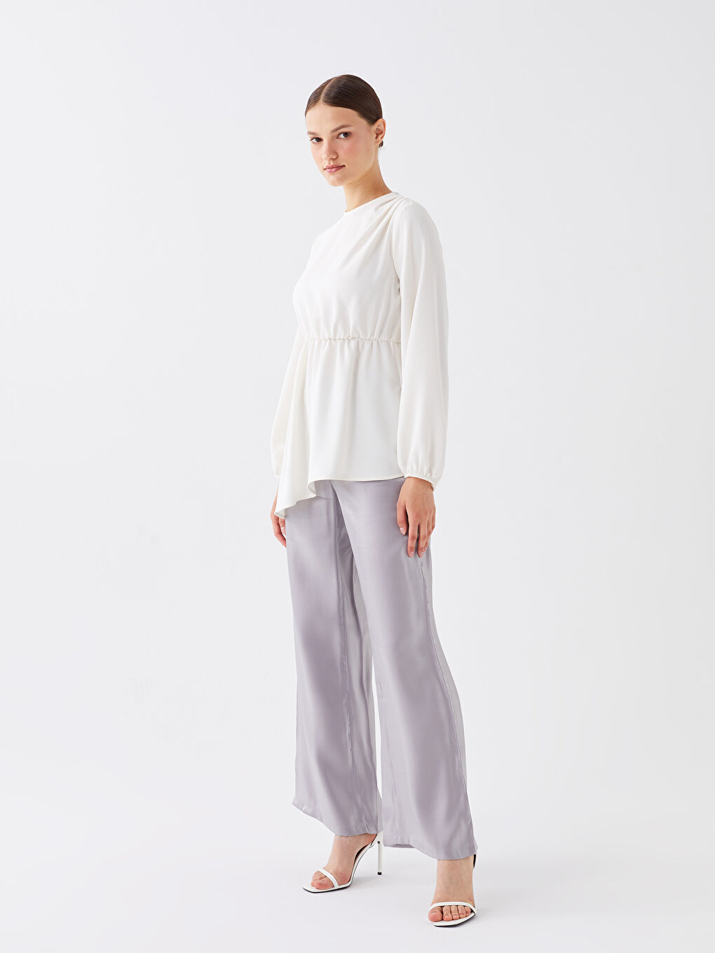 Ekru Bisiklet Yaka Düz Uzun Kollu Krep Kadın Tunik-2