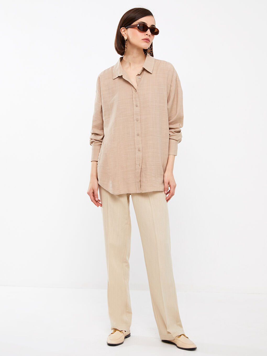 Bej Düz Uzun Kollu Oversize Keten Görünümlü Kadın Gömlek-2