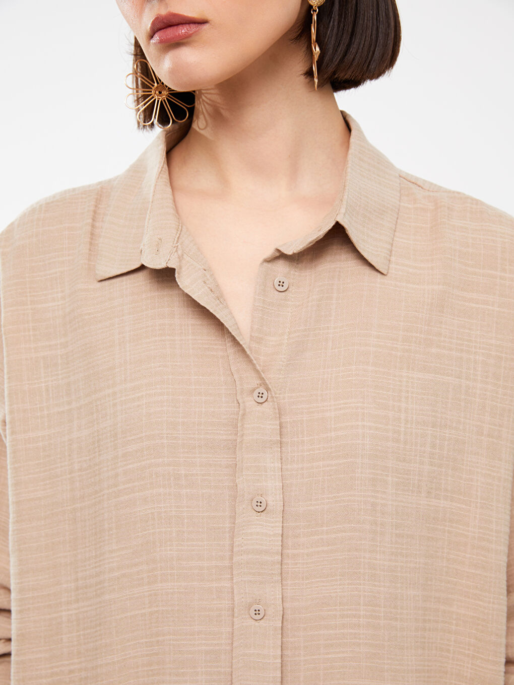 Bej Düz Uzun Kollu Oversize Keten Görünümlü Kadın Gömlek-4