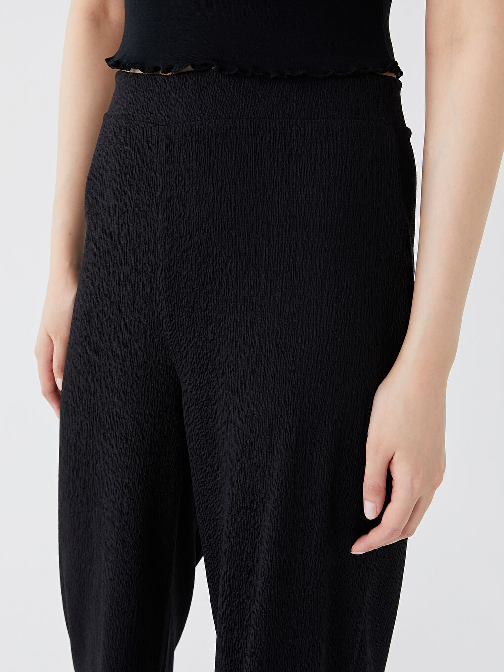 Pantalon Fendu à Jambe Droite pour Femmes à Coupe Standard-4