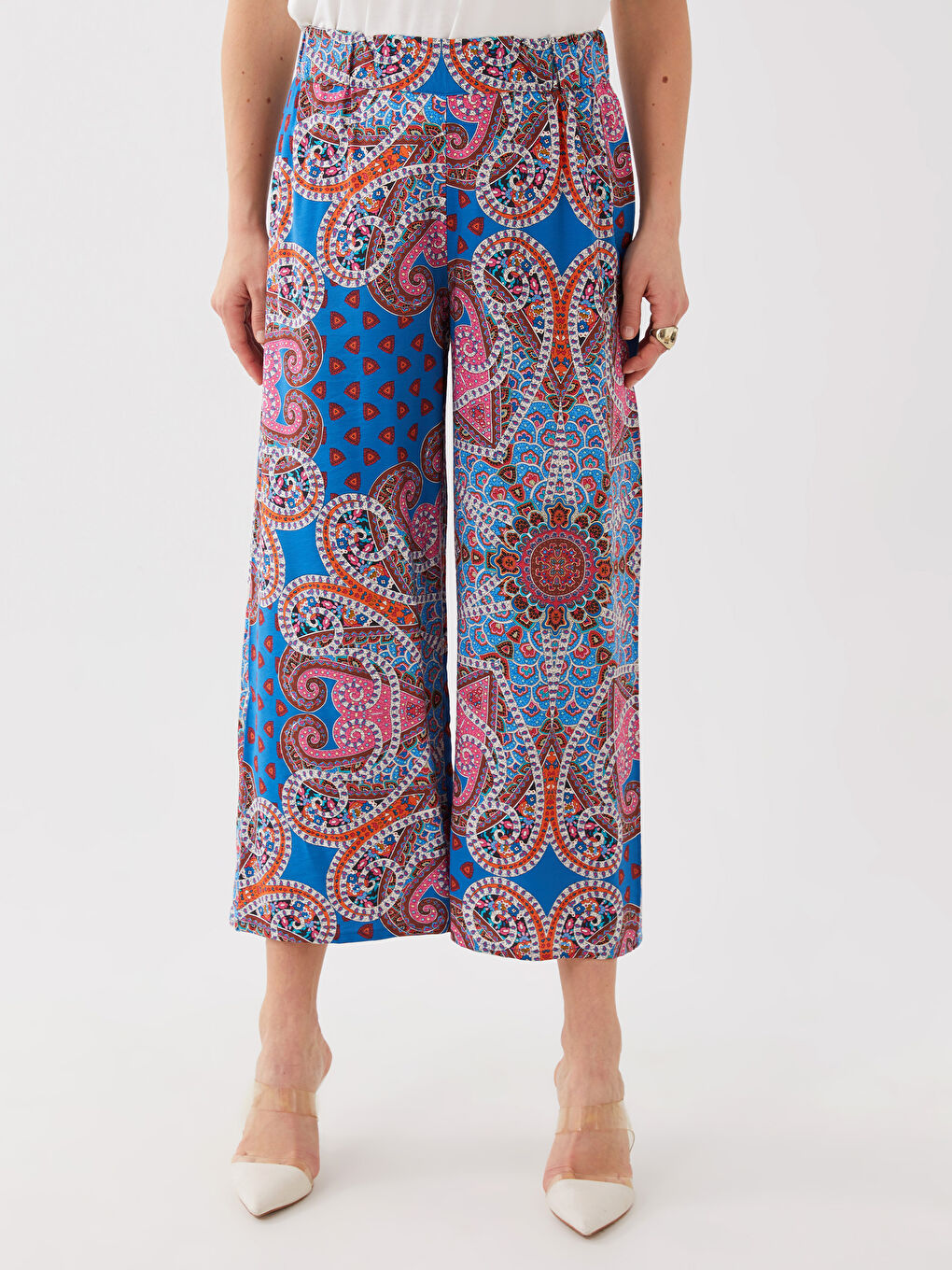 LCWAIKIKI Classic Gemusterte Palazzo-Hose mit elastischem Bund für Damen -S3G473Z8-LQQ