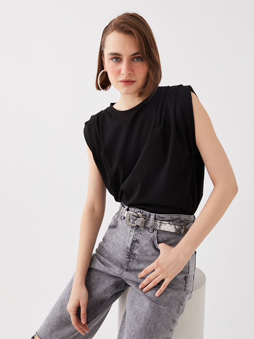 Siyah Kadın Bisiklet Yaka Düz Atlet