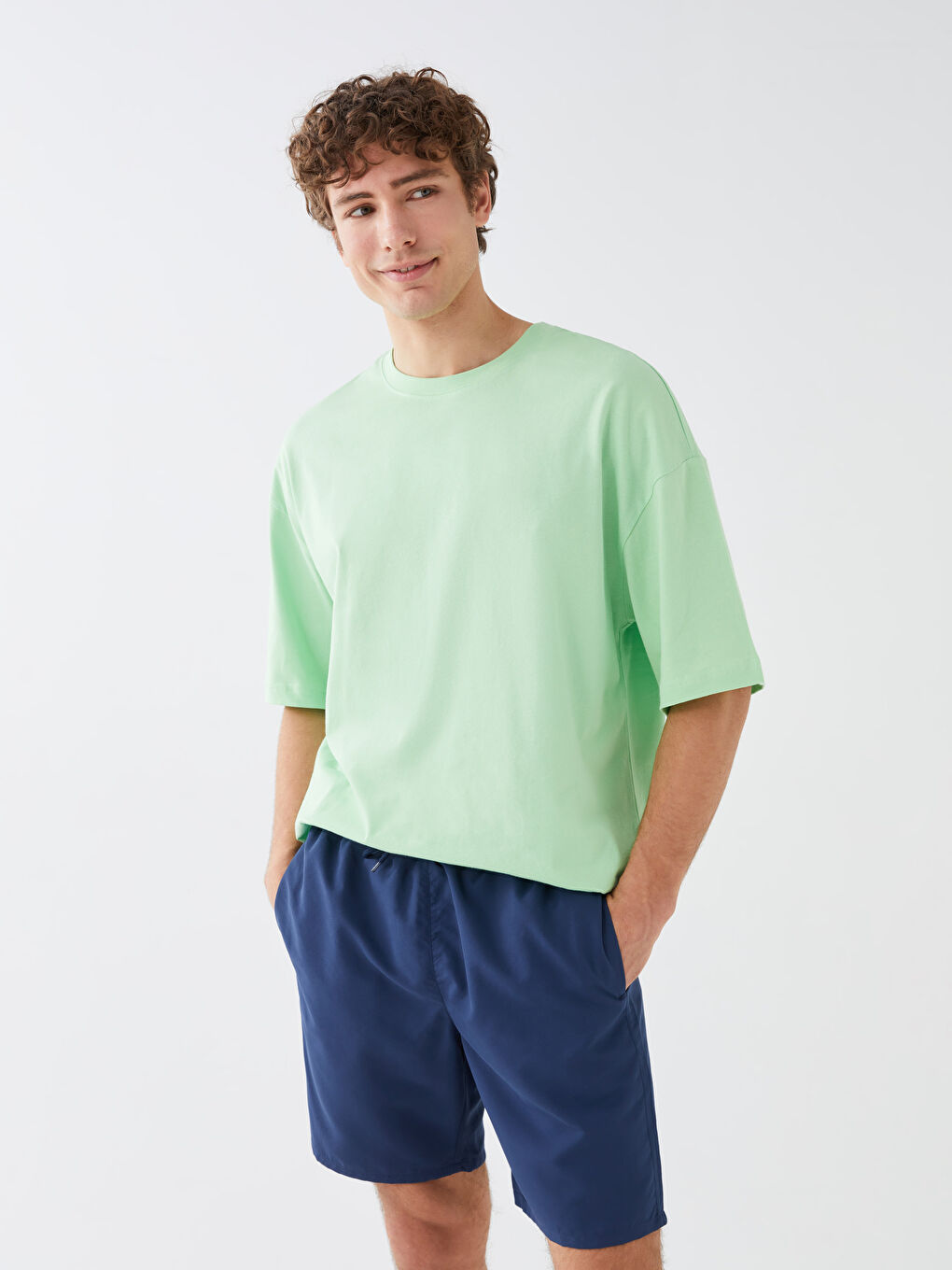 Lacivert Kısa Boy Basic Erkek Deniz Şortu