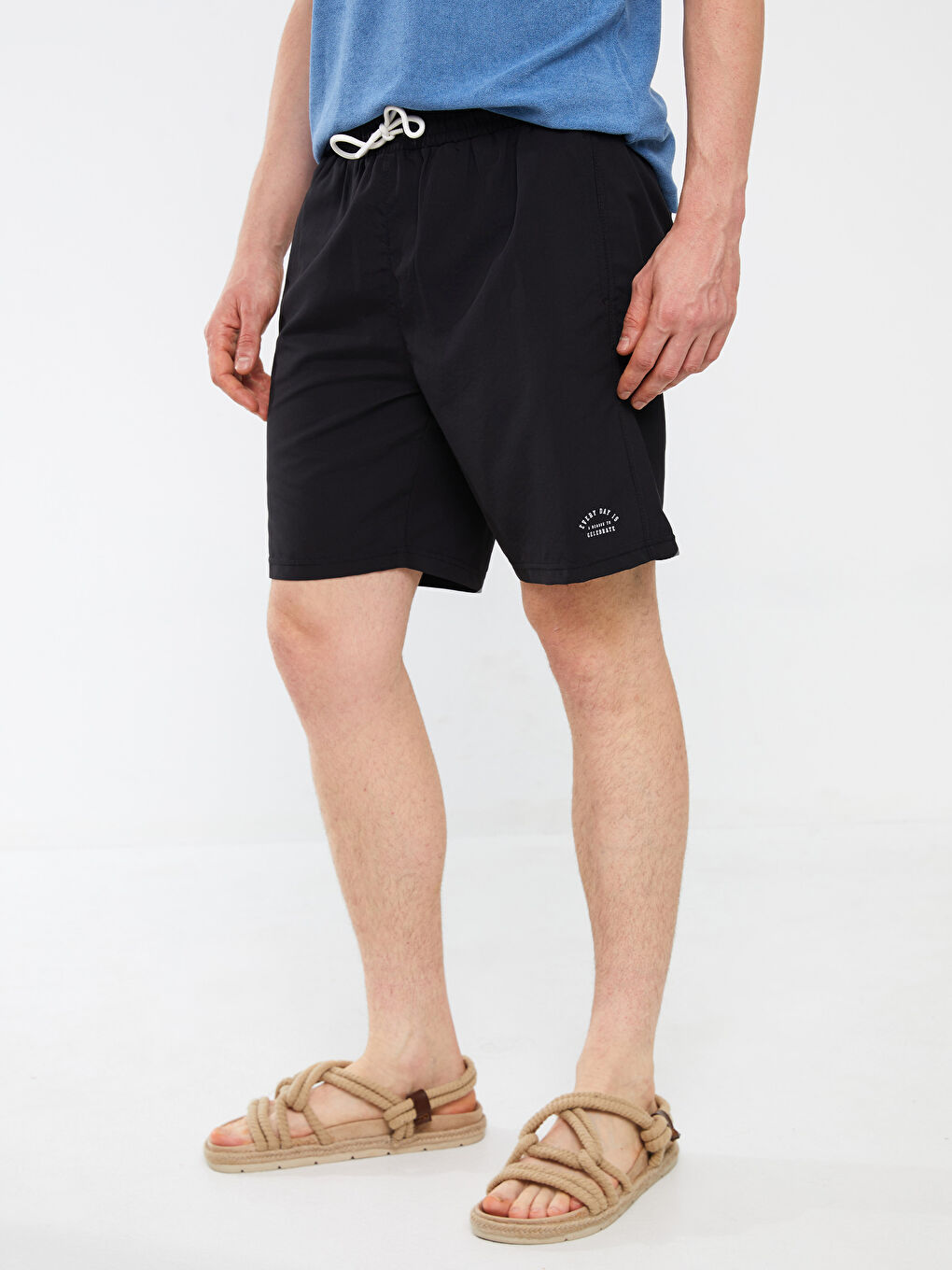 شورت سباحة رجالي مطبوع لحد الركبة-3