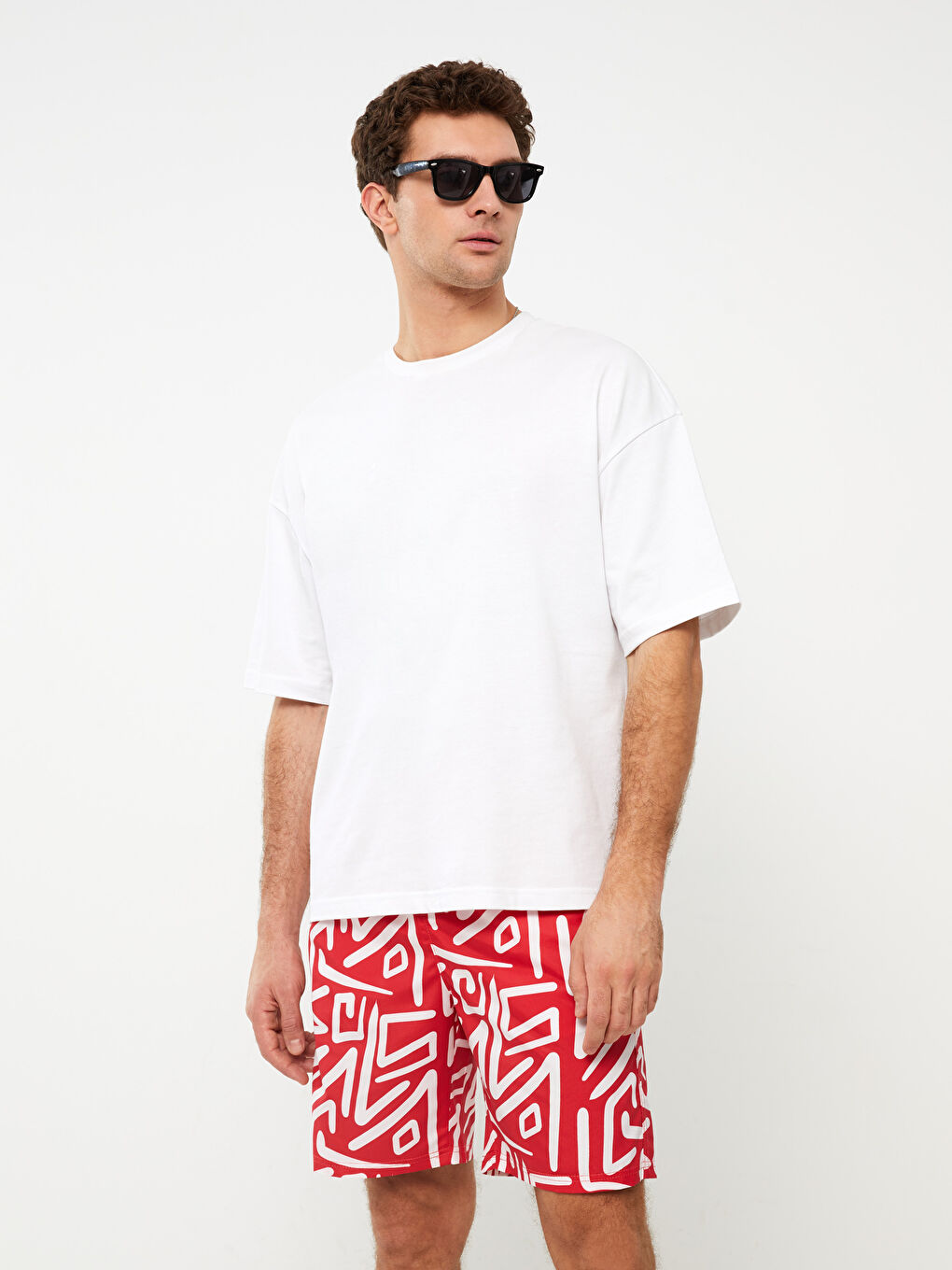 Kırmızı Kısa Boy Desenli Erkek Deniz Şortu-1