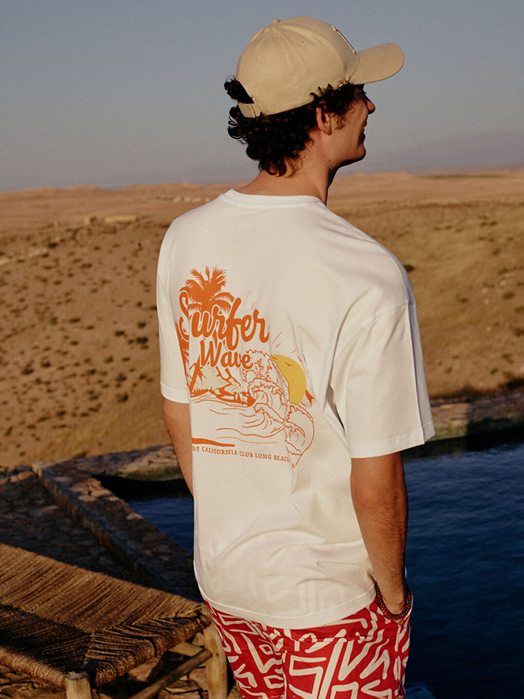 Beyaz Bisiklet Yaka Kısa Kollu Baskılı Penye Erkek Tişört