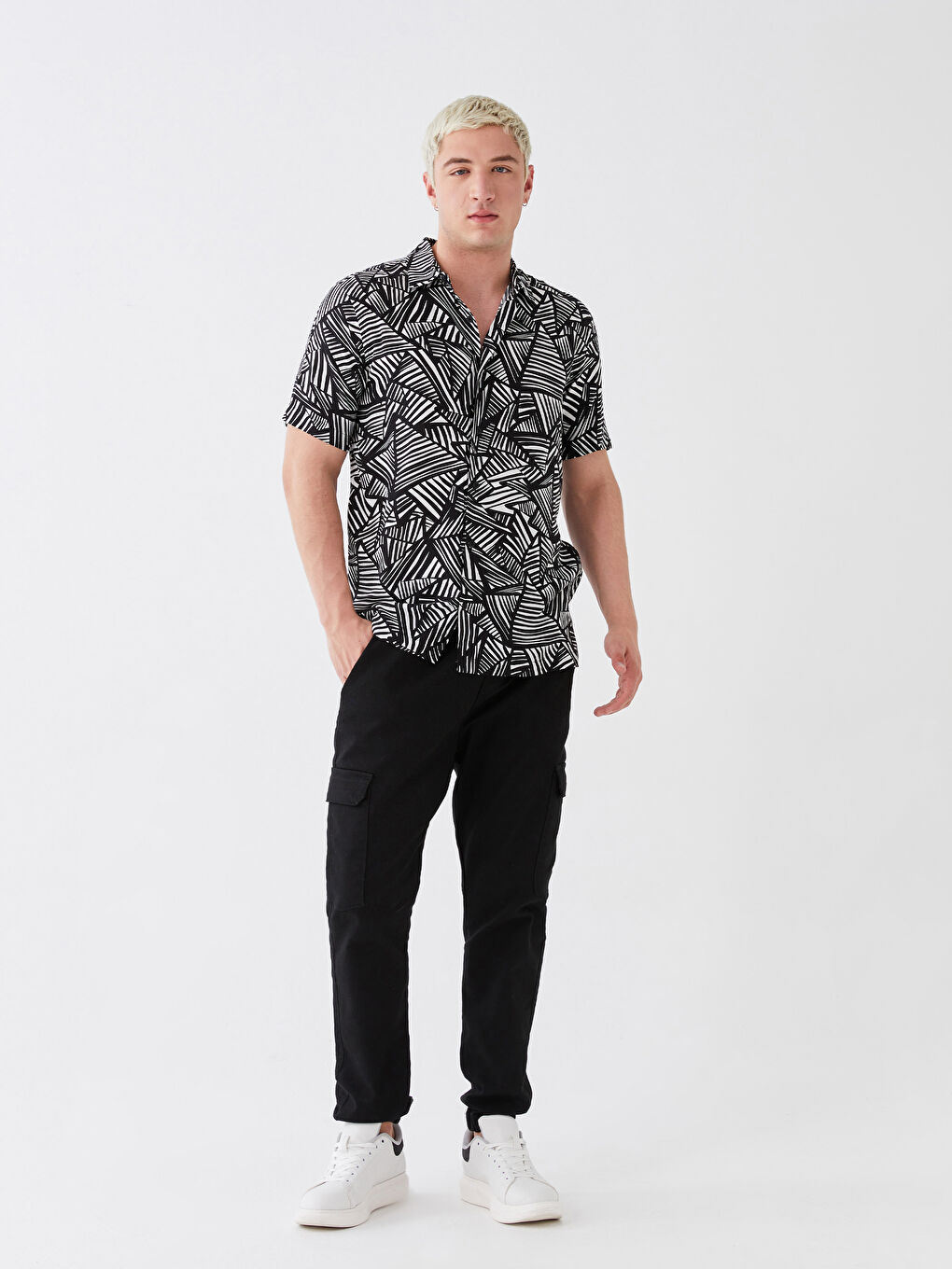 Regular Fit Short Sleeve Patterned Men's Shirt-2