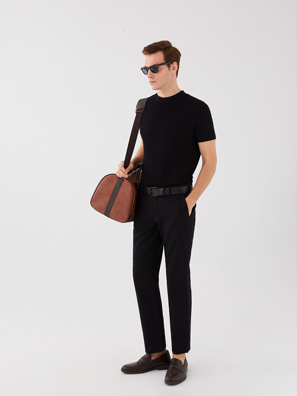 Siyah Standart Kalıp Erkek Chino Pantolon-1