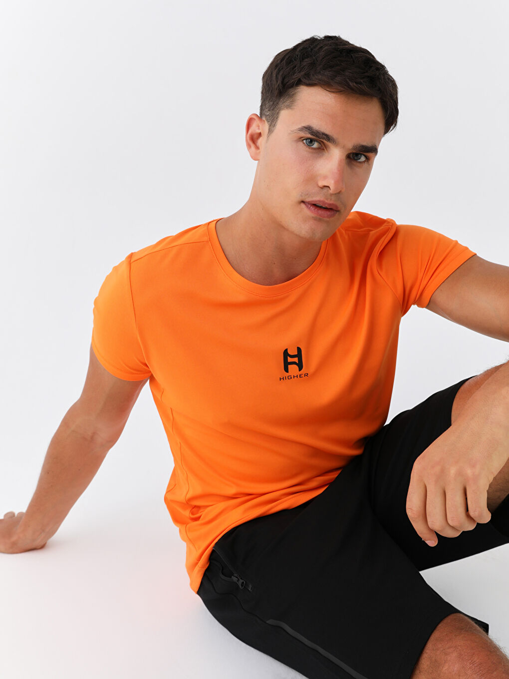 Turuncu Bisiklet Yaka Kısa Kollu Baskılı Erkek Tişört