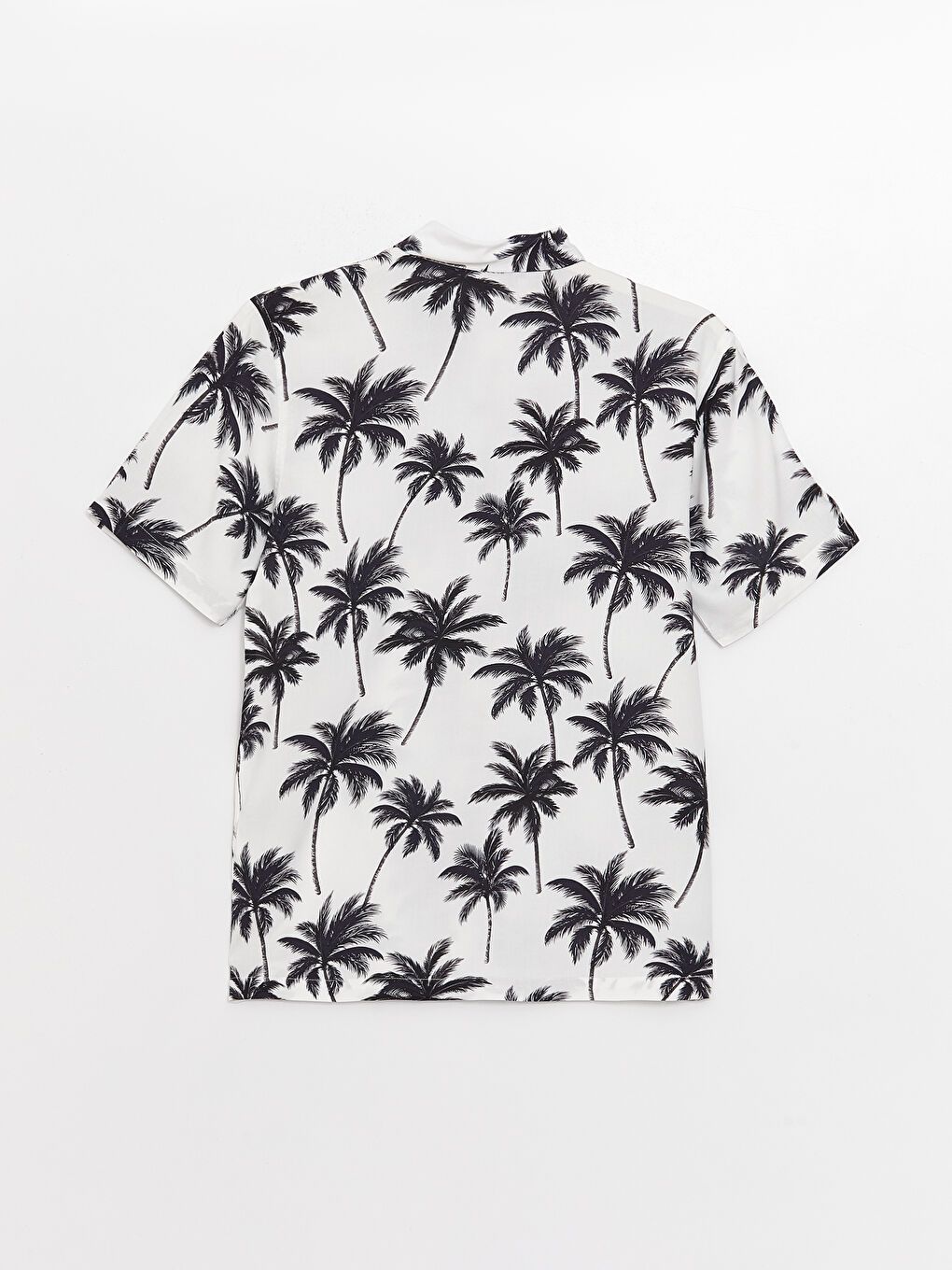 Beyaz Regular Fit Kısa Kollu Desenli Viskon Erkek Gömlek-6