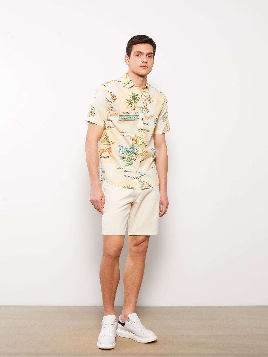 Ekru Regular Fit Kısa Kollu Desenli Viskon Erkek Gömlek-4