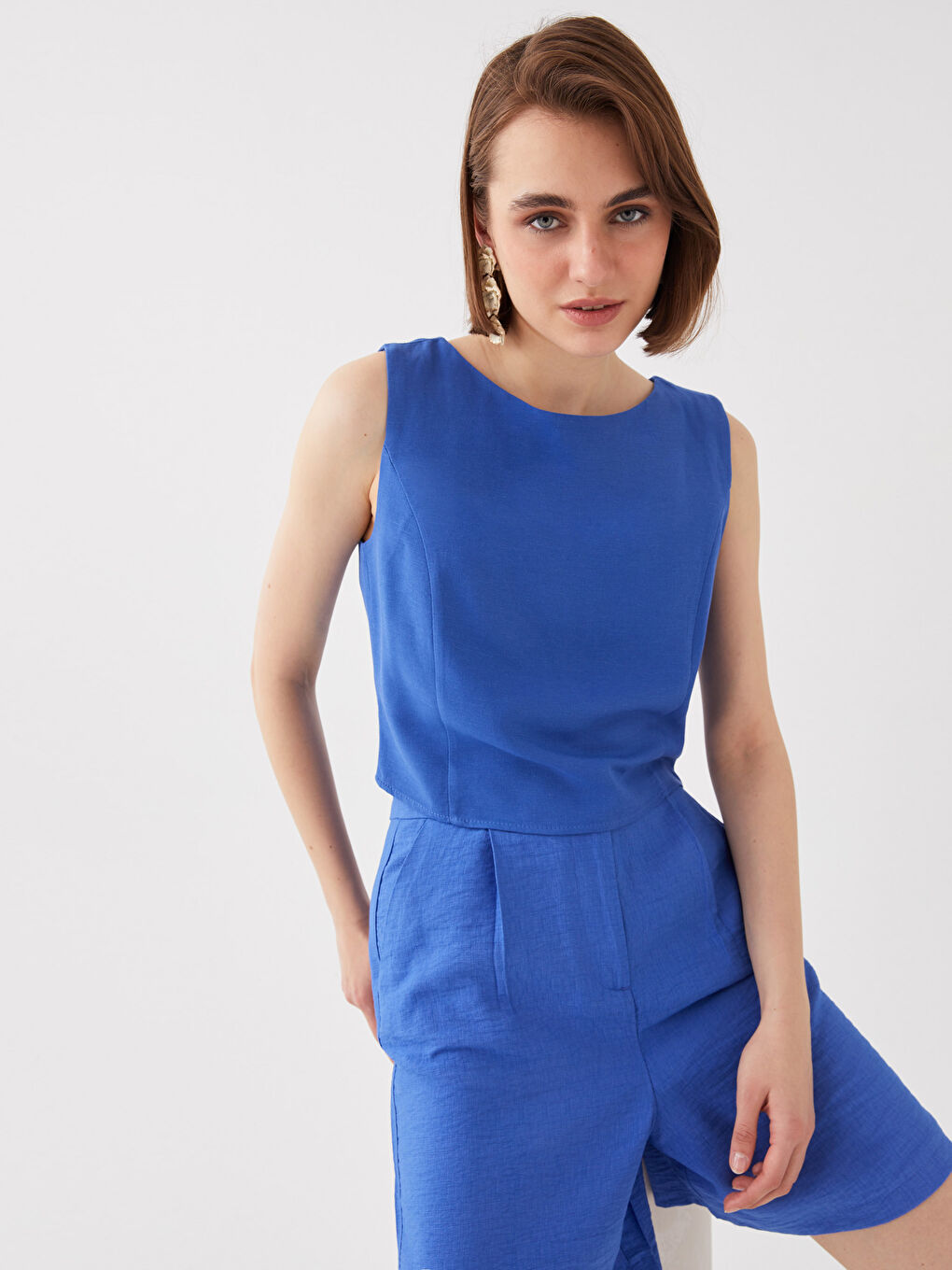 Boat Neck Straight Sleeveless Crop Women's Blouse -S3G764Z8-R4E