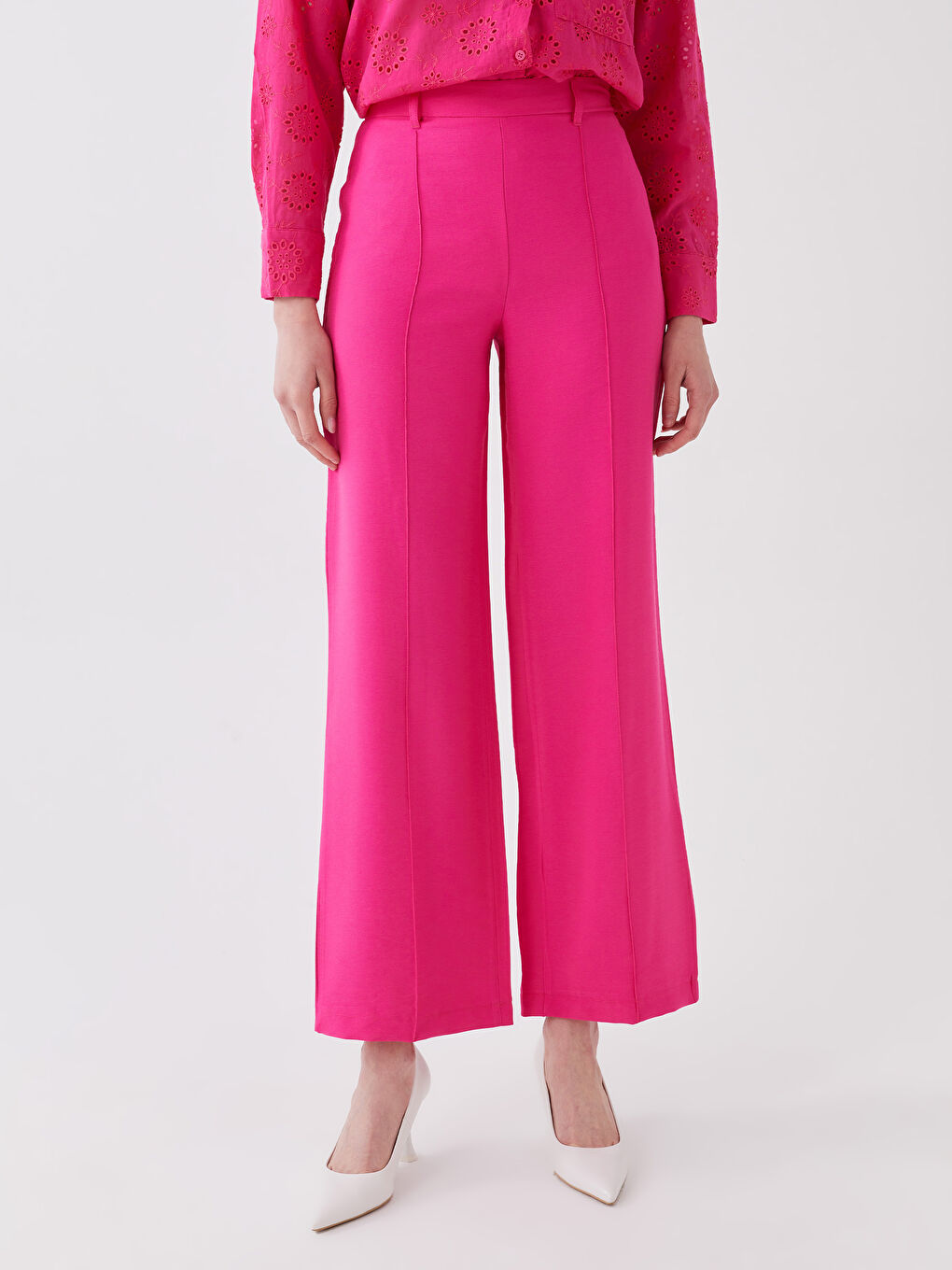 Pembe Standart Fit Düz Geniş Paça Kadın Pantolon-3