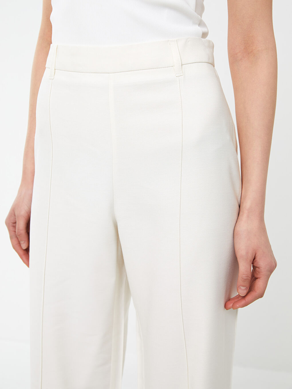 Standard Fit Plain Wide Leg Women's Trousers-1