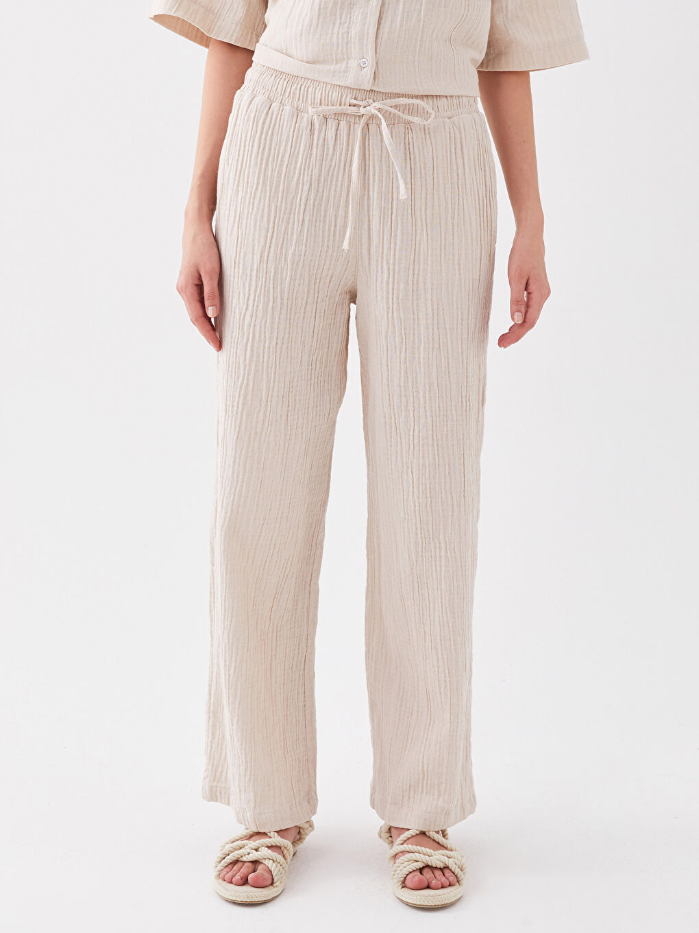 Elasticated Waist Relaxed Fit Women's Trousers-3