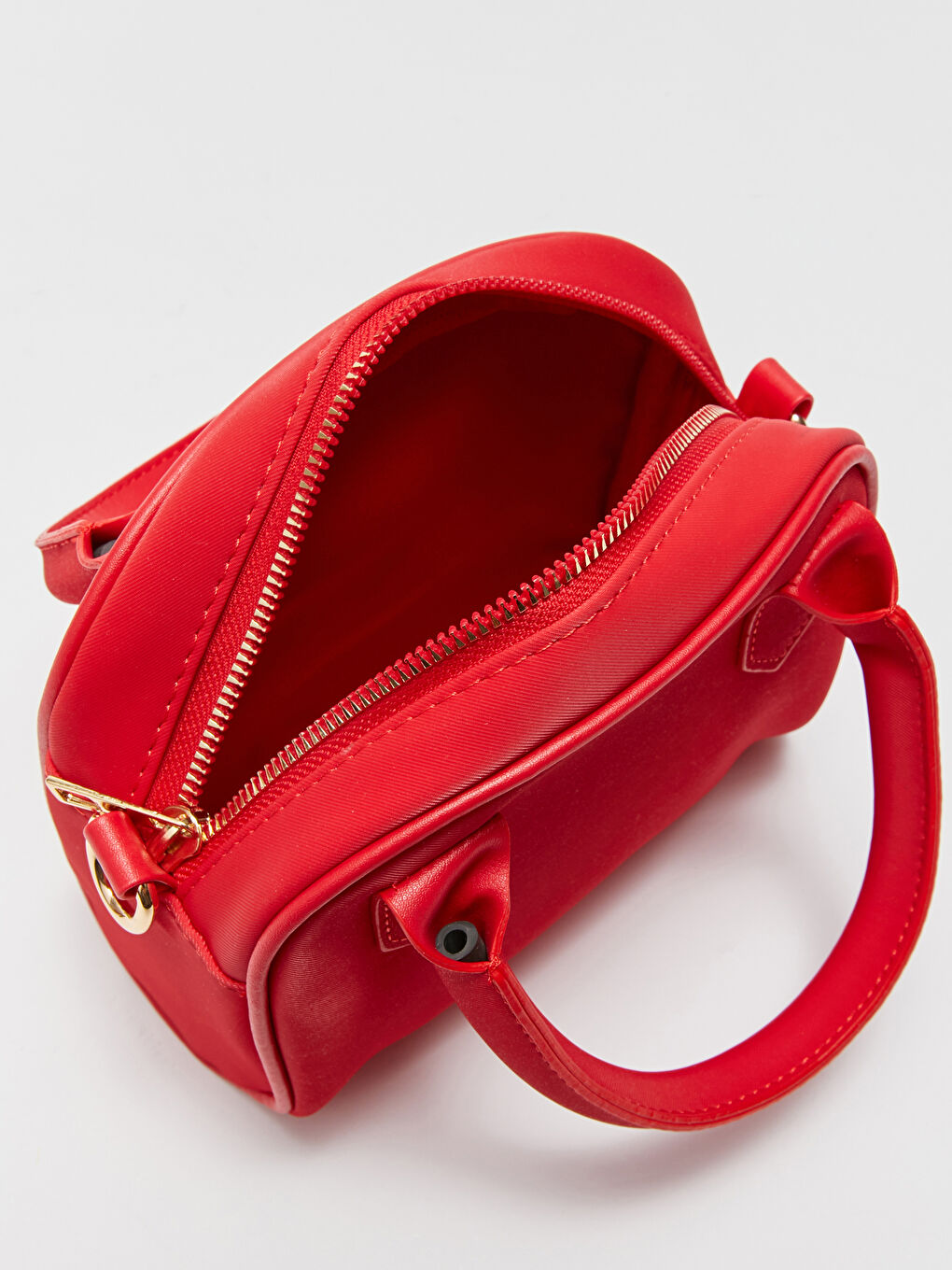 Kırmızı Deri Görünümlü Kadın Omuz Çantası-2