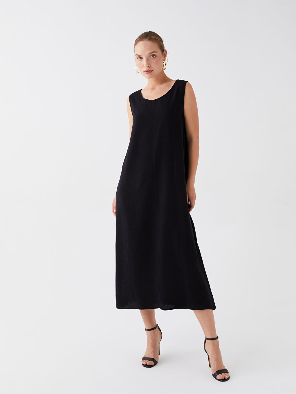 Siyah Bisiklet Yaka Düz Keten Görünümlü Kadın Elbise