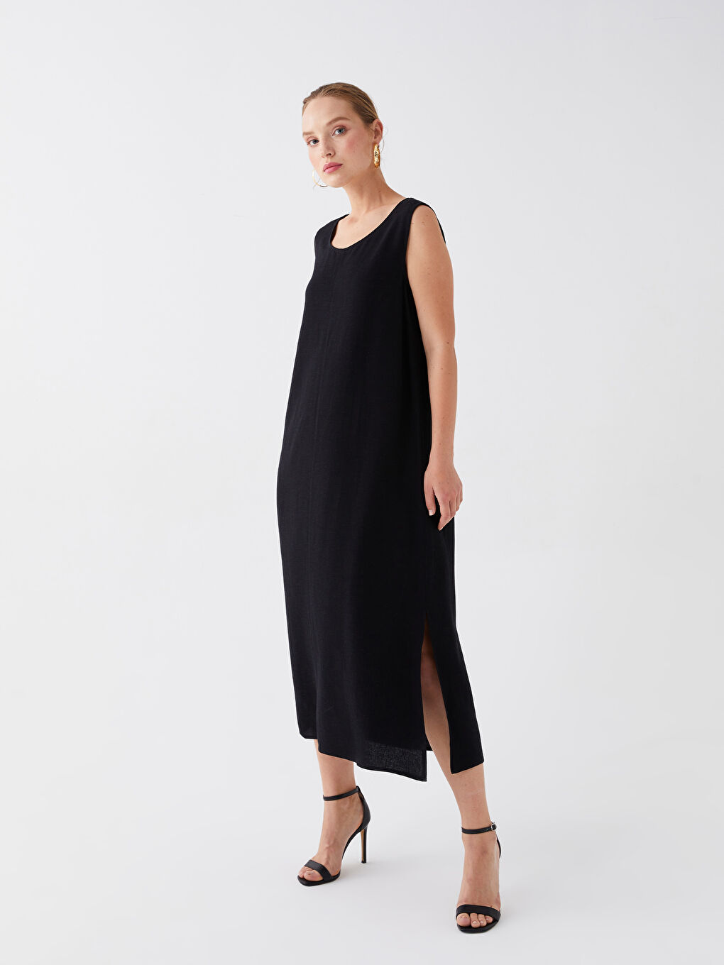 Siyah Bisiklet Yaka Düz Keten Görünümlü Kadın Elbise-1