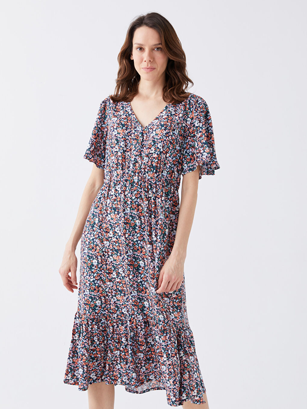 LCWAIKIKI Classic V-Ausschnitt Blumiges Kurzarmkleid für Damen -S3G849Z8-KTU